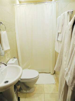 Гостиница Ассоль Таганрог "ЛЮКС-ДАБЛ"-4