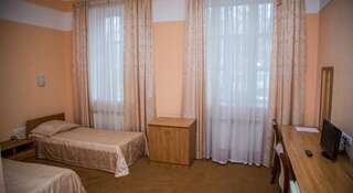 Гостиница Ассоль Таганрог Стандартный двухместный номер с 2 отдельными кроватями-3